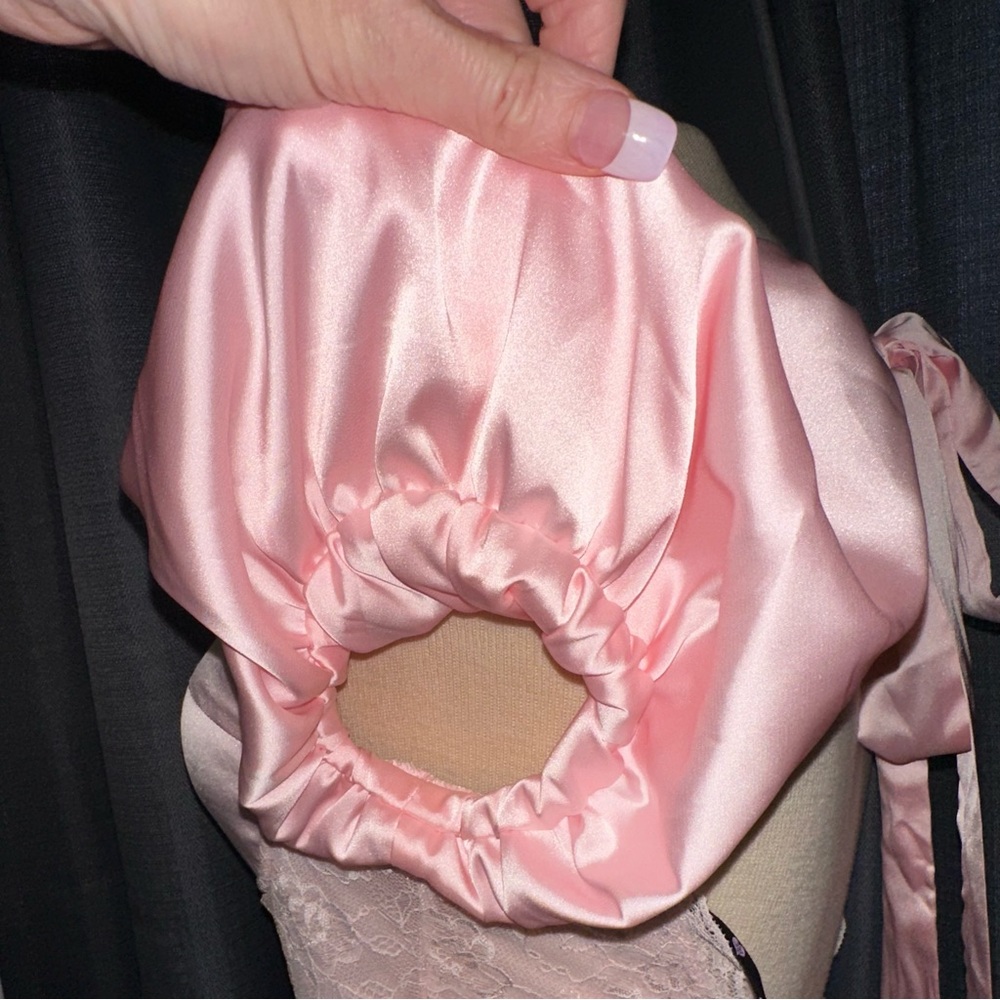 Unholy Dolls Kill ‘BELLE KISS’ Pink Satin Lace Gown NWT XL - Picture 7 of 16